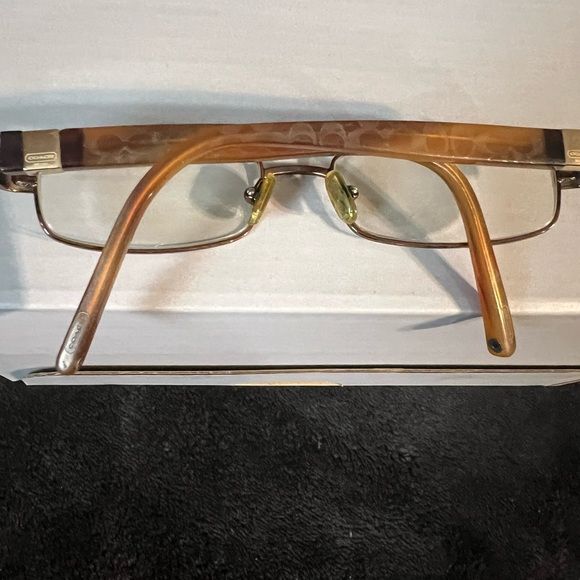 This is a pair coach eyeglasses - Picture 4 of 6